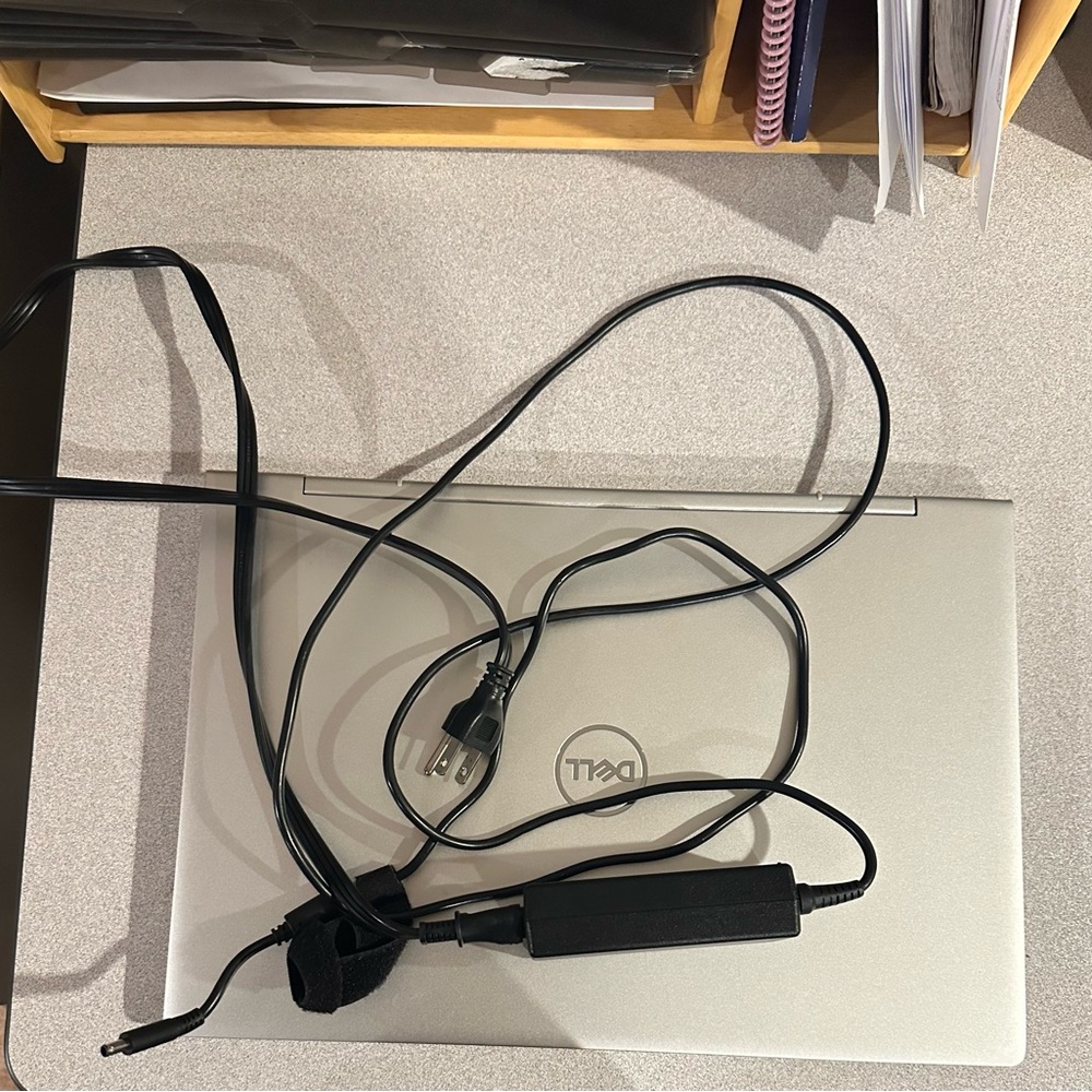 Inspiron intel 15 2 in 1 lap top with charger